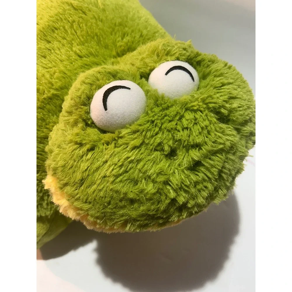 Pillow Pets Green Frog Plush Stuffed Animal Travel Pillow 18 in 2010